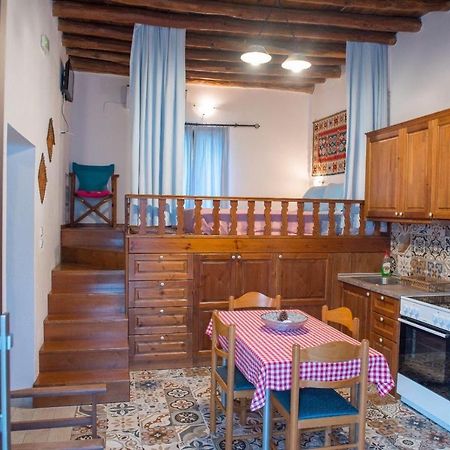 Grandmother'S House Διαμέρισμα Ψίνθος Εξωτερικό φωτογραφία