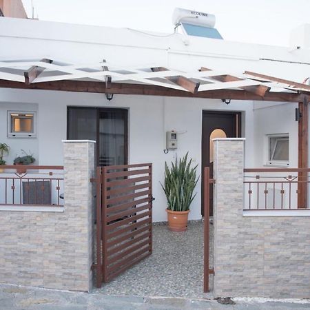 Grandmother'S House Διαμέρισμα Ψίνθος Εξωτερικό φωτογραφία